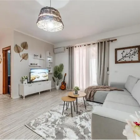Panoramic Sea View Apartment Durres