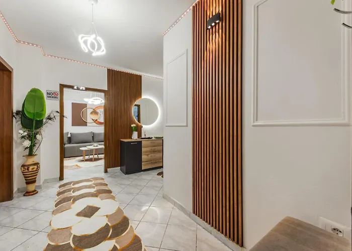 Panoramic Sea View *